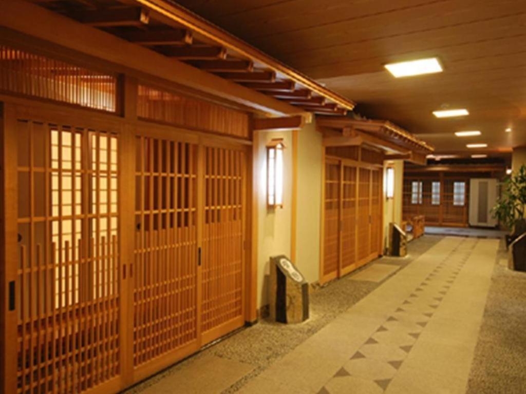 Takeo Onsen Heights Hotel Екстериор снимка